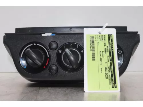 Kachel Bedieningspaneel-7877634