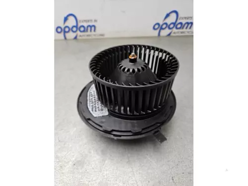 Kachel Ventilatiemotor-8190783