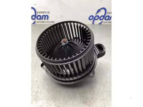 Kachel Ventilatiemotor-7859009