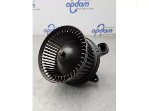 Kachel Ventilatiemotor-8107788