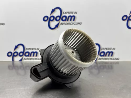 Kachel Ventilatiemotor-8311028