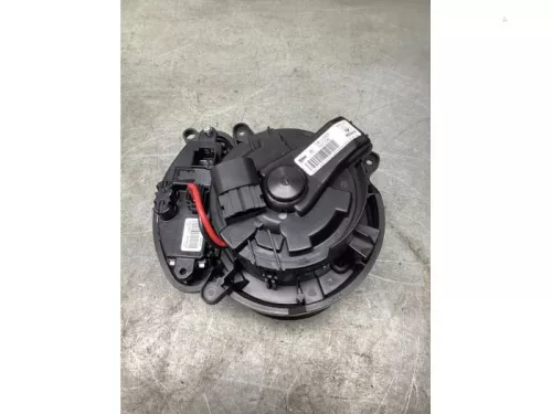 Kachel Ventilatiemotor-8103542