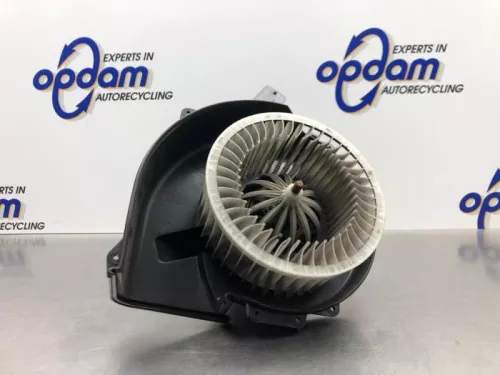 Kachel Ventilatiemotor-8228465