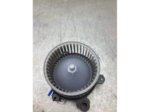 Kachel Ventilatiemotor-8133371