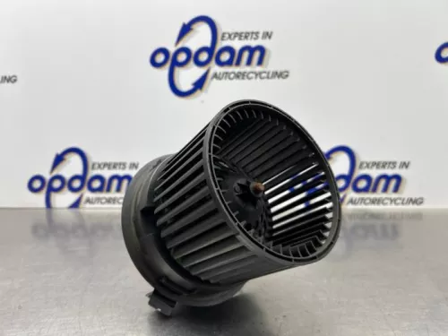 Kachel Ventilatiemotor-8152307