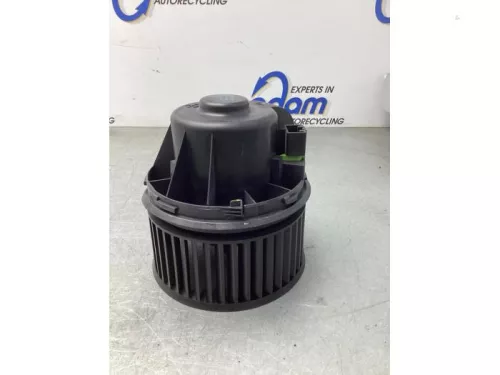 Kachel Ventilatiemotor-8184038