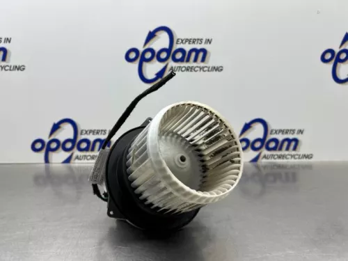 Kachel Ventilatiemotor-8228325