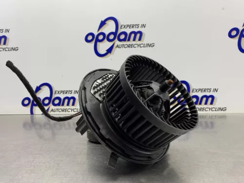 Kachel Ventilatiemotor-8255120