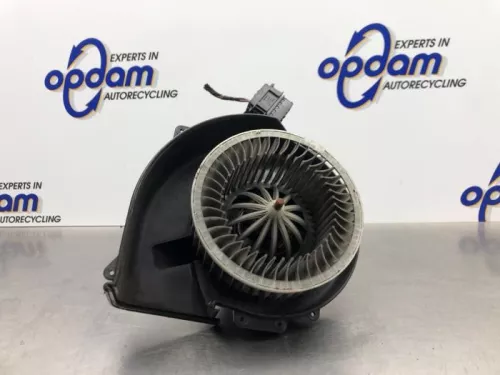 Kachel Ventilatiemotor-8190553