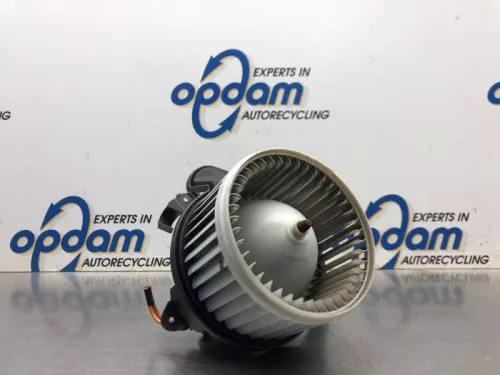 Kachel Ventilatiemotor-8072710