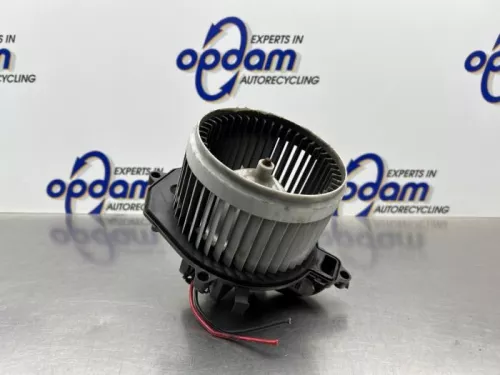 Kachel Ventilatiemotor-8324296