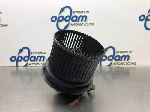 Kachel Ventilatiemotor-8126851