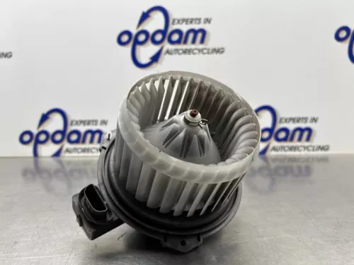 Kachel Ventilatiemotor-8277485