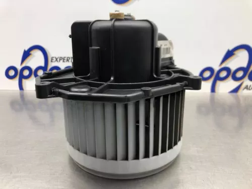 Kachel Ventilatiemotor-8203352