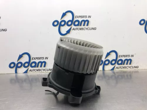 Kachel Ventilatiemotor-8047284