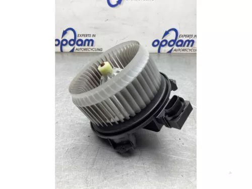 Kachel Ventilatiemotor-8118443