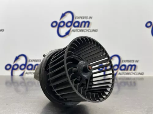 Kachel Ventilatiemotor-8231424