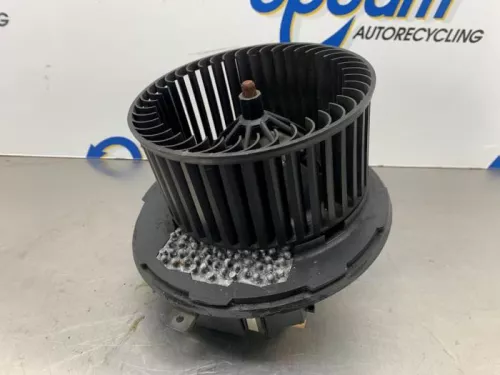 Kachel Ventilatiemotor-8258150