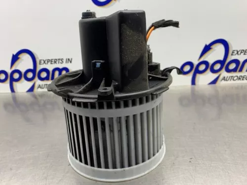 Kachel Ventilatiemotor-8181585