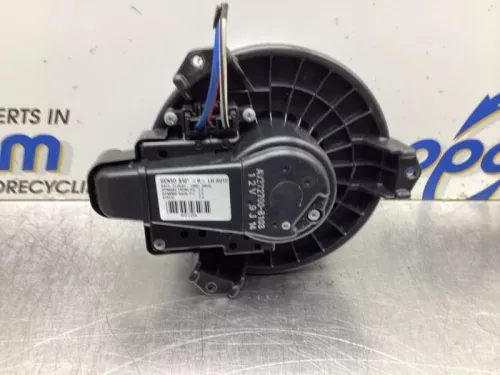 Kachel Ventilatiemotor-8077182