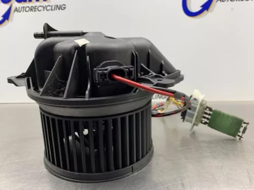 Kachel Ventilatiemotor-8239706