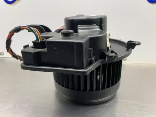 Kachel Ventilatiemotor-8203393