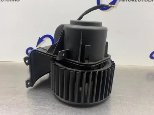 Kachel Ventilatiemotor-8310699