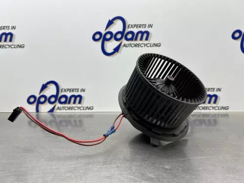 Kachel Ventilatiemotor-8311466