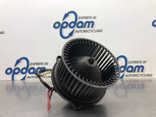 Kachel Ventilatiemotor-8116290