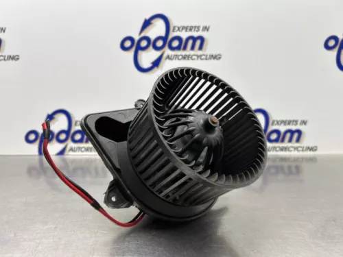 Kachel Ventilatiemotor-8293012