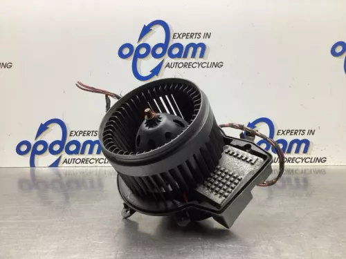 Kachel Ventilatiemotor-8027768