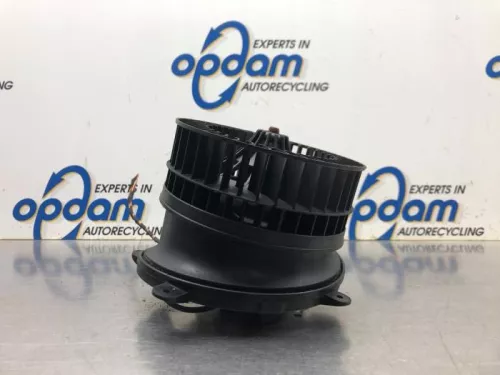 Kachel Ventilatiemotor-8135809