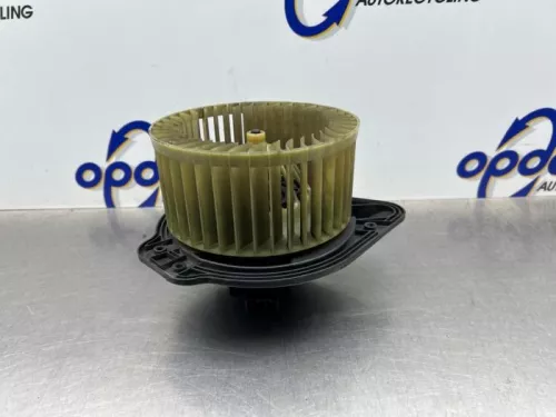 Kachel Ventilatiemotor-8296871