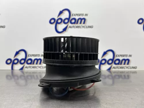 Kachel Ventilatiemotor-8311300