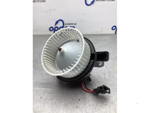 Kachel Ventilatiemotor-8223764