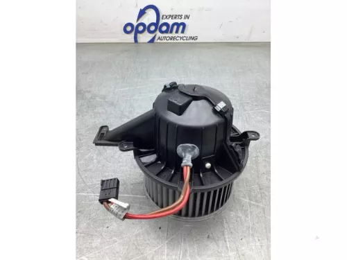 Kachel Ventilatiemotor-8201329