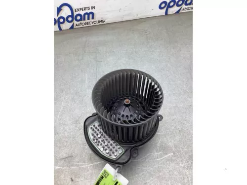 Kachel Ventilatiemotor-8126482