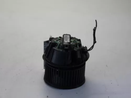 Kachel Ventilatiemotor-7881358